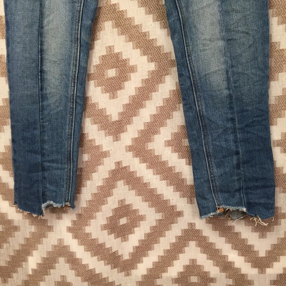 NWOT Express Two Tone Pieced Raw Hem Jeans - Picture 3 of 7